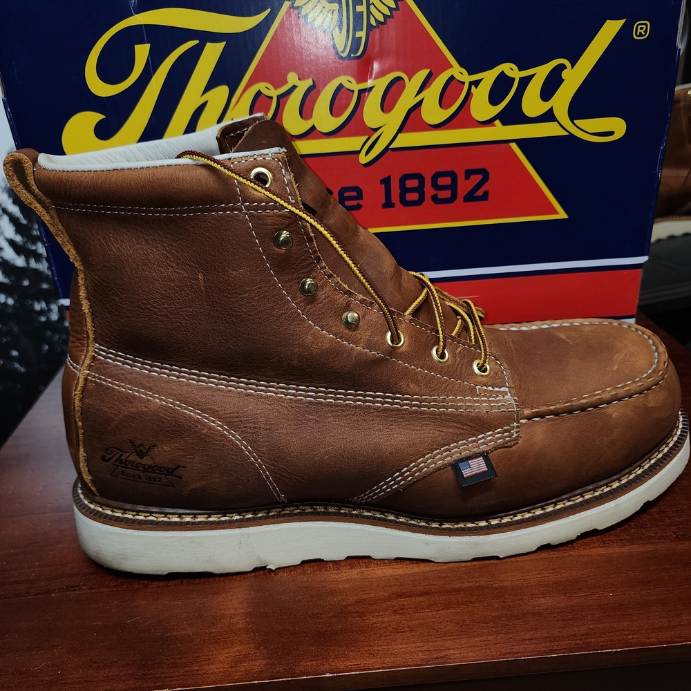 Thorogood Men's Tan Leather Boots